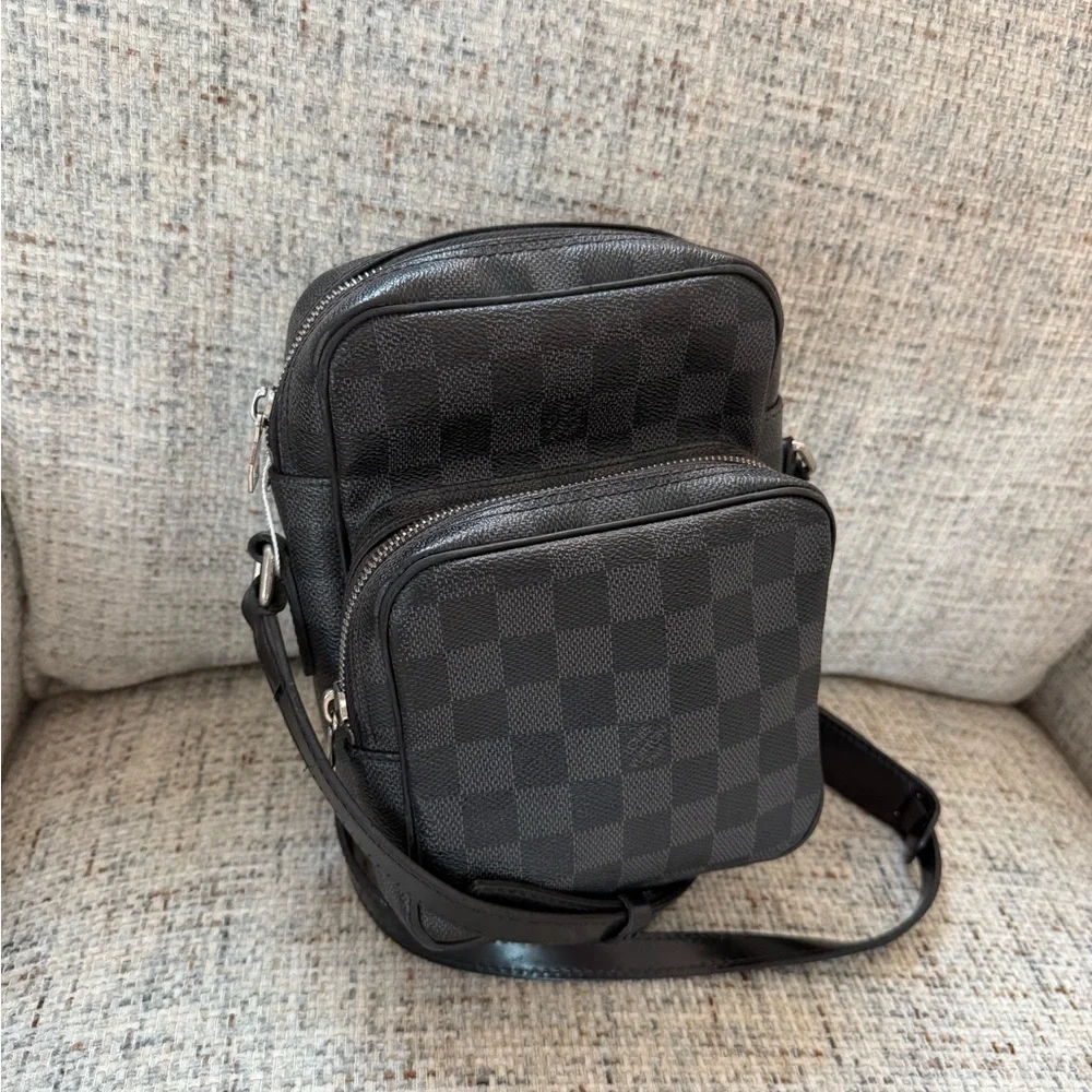 Black Checkered Crossbody Bag - Picture 8 of 16